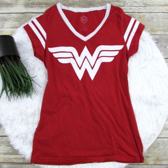 🎉HP🎉 DC Comics Wonder Woman Graphic Tee Red 2XL - Picture 2 of 6